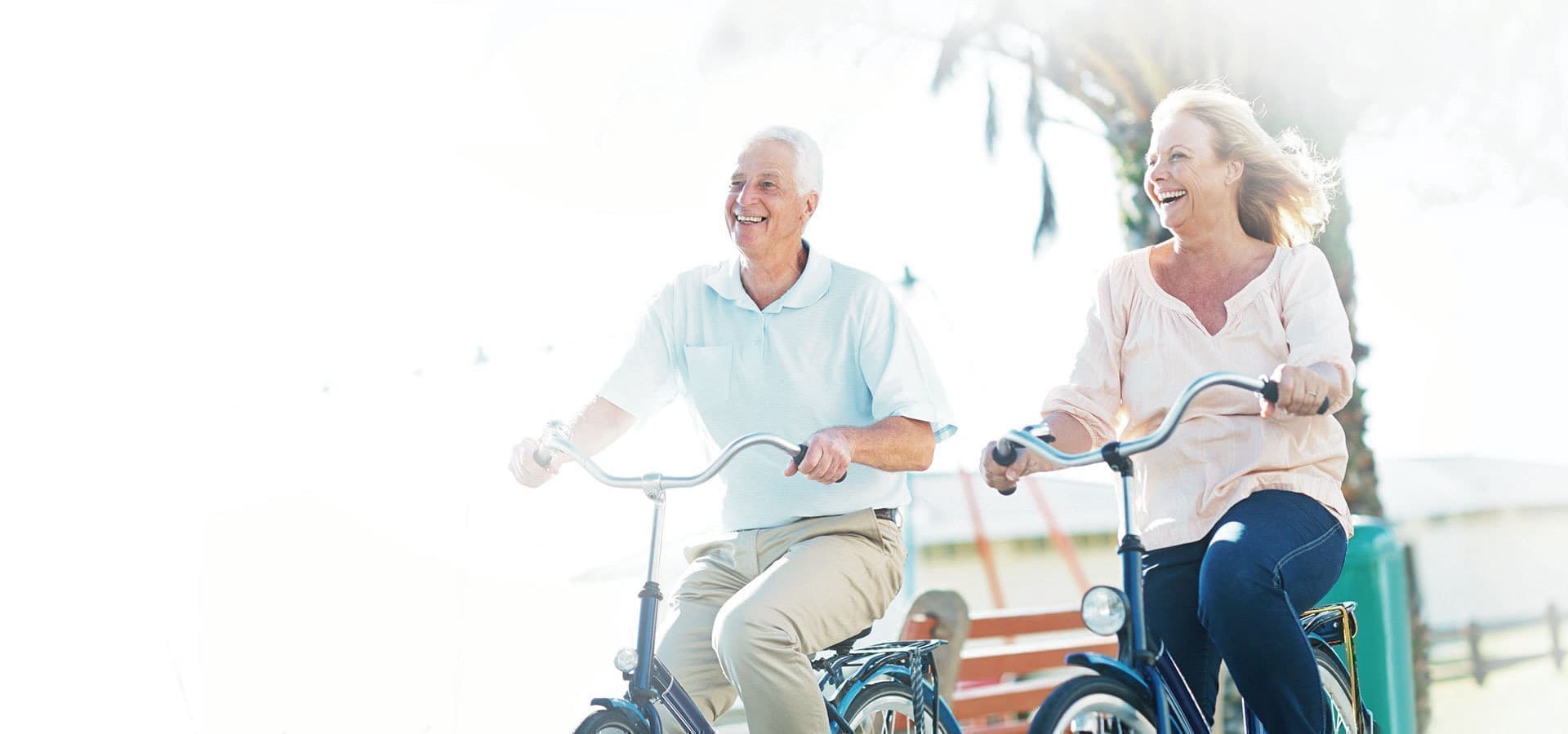 水晶堂の補聴器　オーティコン